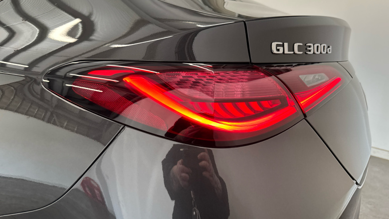 Mercedes-Benz GLC Coupe GLC 300d 4Matic AMG Line Prem Plus 5dr 9G-Tronic Diesel Estate